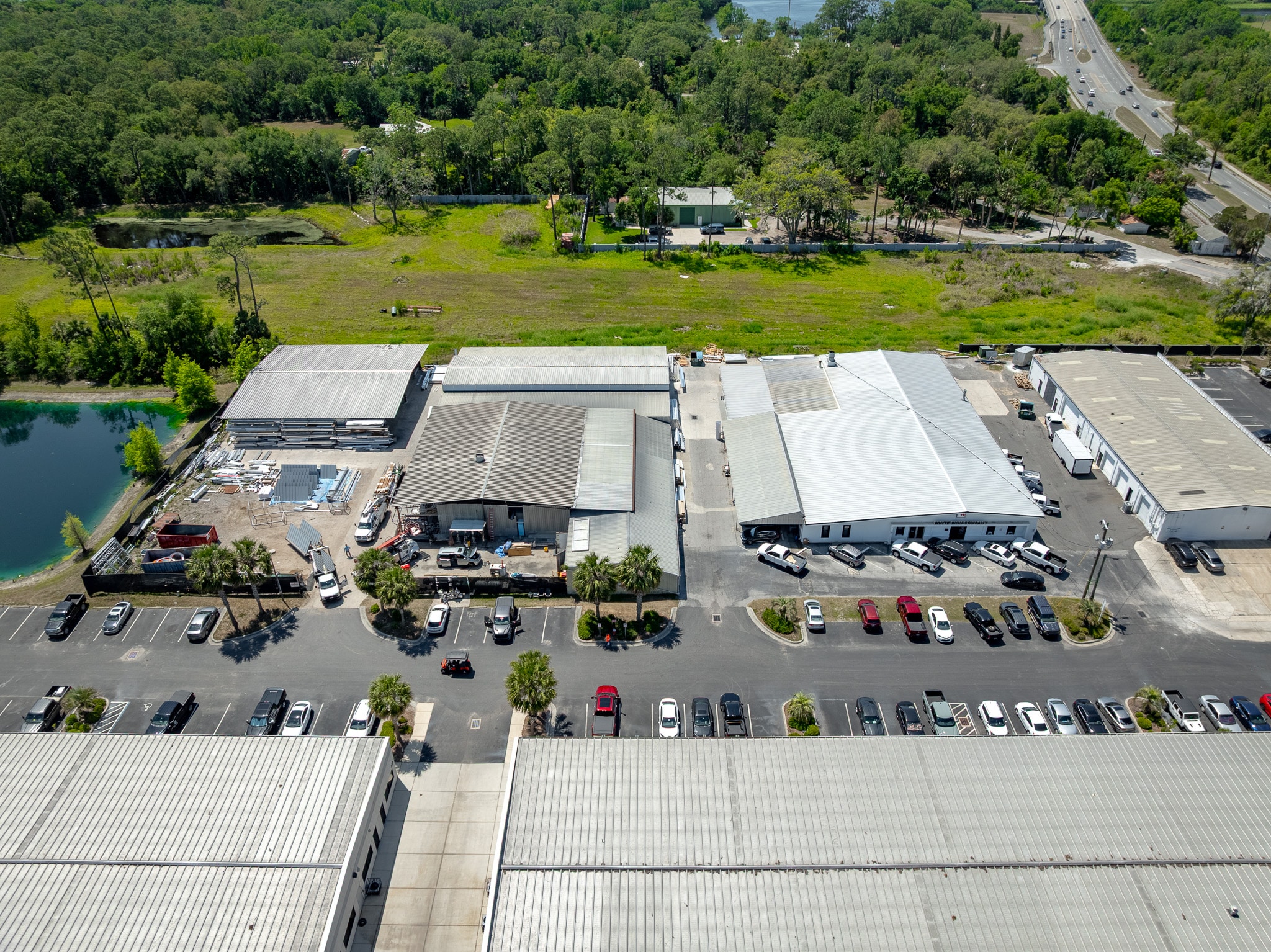 907-909 Charles Beall Blvd DeBary, Florida